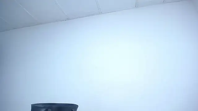 CrushOnMe_ stripchat live cam model
