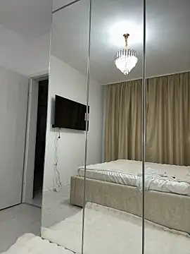 KirstieVegas stripchat live cam model