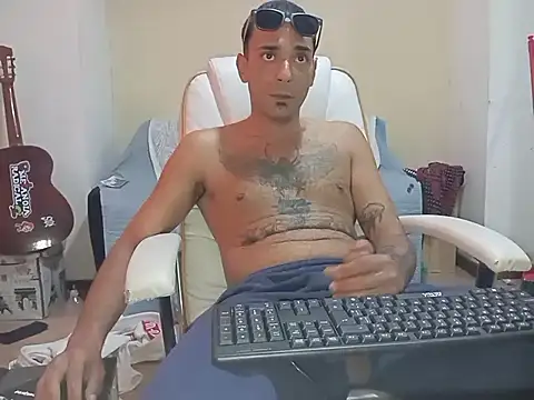 HotLatinoBR stripchat live cam model