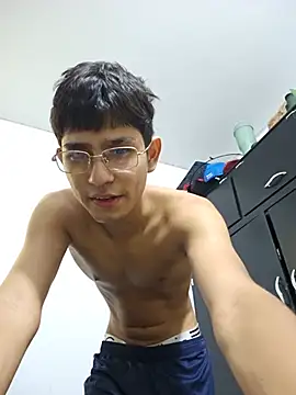 ElverCol stripchat live cam model
