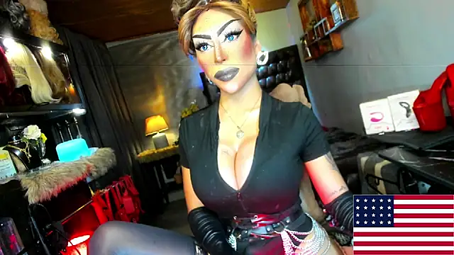 heramassivecockts stripchat live cam model