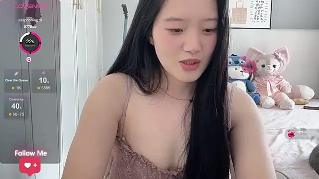 --bee-- stripchat live cam model