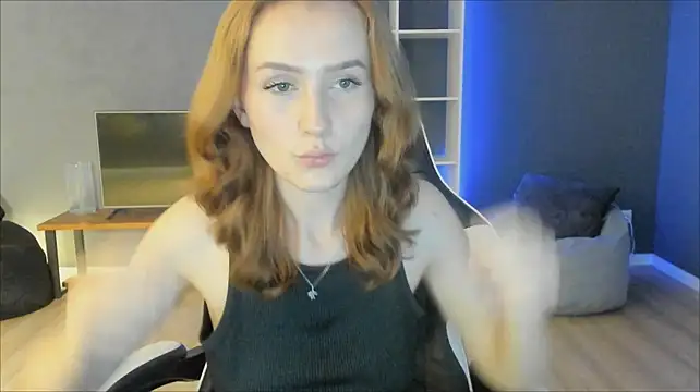 Ari_mon stripchat live cam model