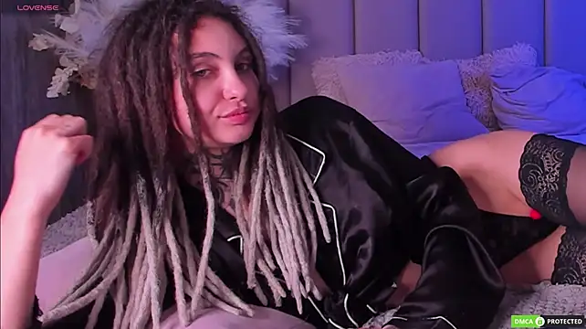 TheresaElliott stripchat live cam model