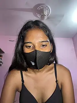 Pooja_982 stripchat live cam model