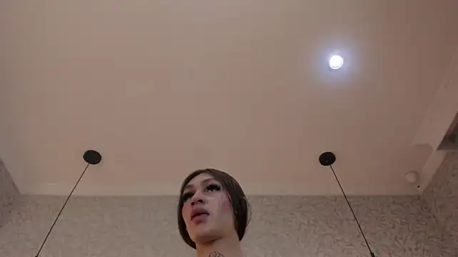 lizz_lunna stripchat live cam model
