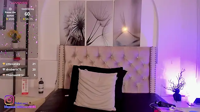 HannahhWilliams stripchat live cam model