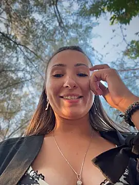 Wonder_Kari stripchat live cam model