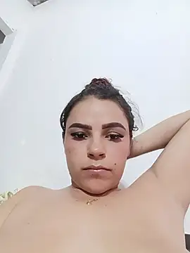 Mommy-Hot stripchat live cam model