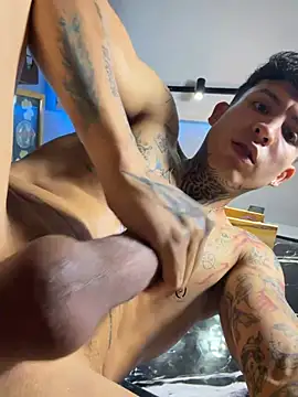 _Tomy08calderon stripchat live cam model