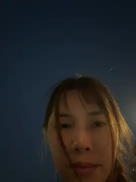 Fire-18 stripchat live cam model