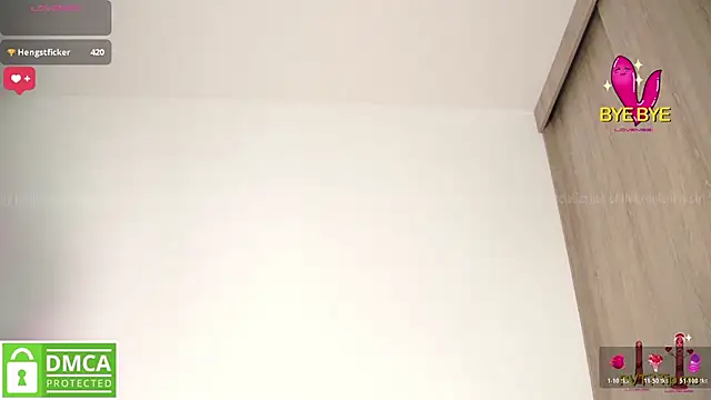aidaadams stripchat live cam model