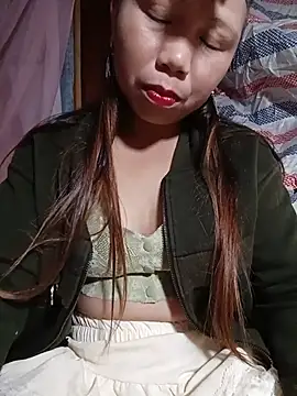 schamaki-chan992 stripchat live cam model