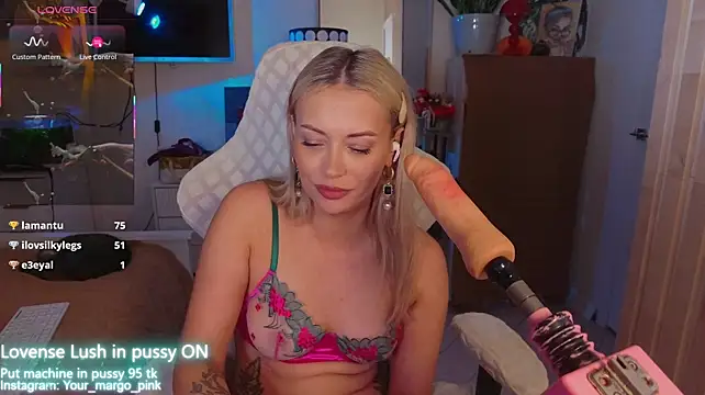 Margony stripchat live cam model