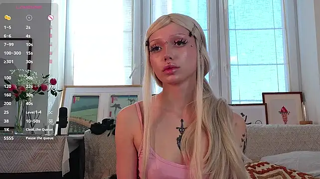 TheressaPattengale stripchat live cam model