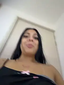 xoxo_sol stripchat live cam model