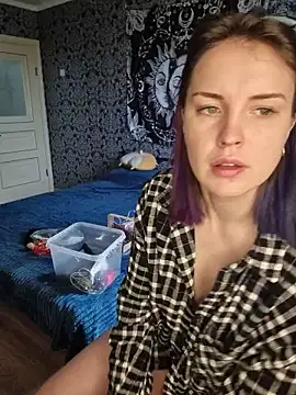 LazyTanukii stripchat live cam model