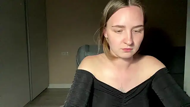 ssakyant stripchat live cam model
