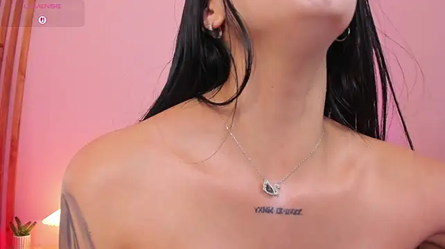 Samantha_Brooke stripchat live cam model