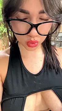 HannaBeckett stripchat live cam model