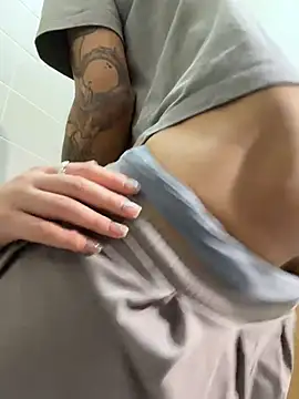 Asian_Asami stripchat live cam model