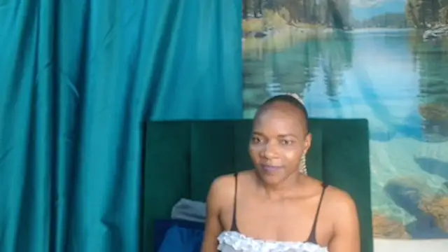 Keishaa-77 stripchat live cam model