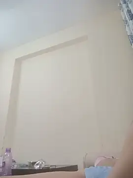 Isha_Amreen stripchat live cam model