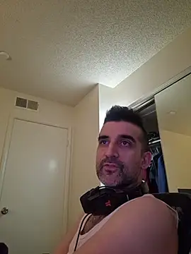 myth5hk stripchat live cam model