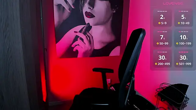QueenOfHaze stripchat live cam model