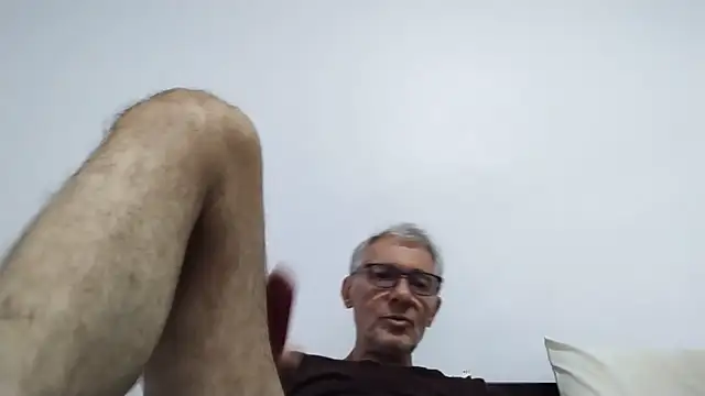 BIGUNCUTHARDCOCK stripchat live cam model