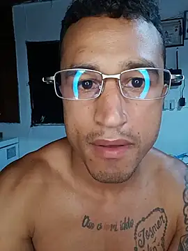 Fitneehot stripchat live cam model