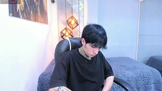 Cry_thereal stripchat live cam model