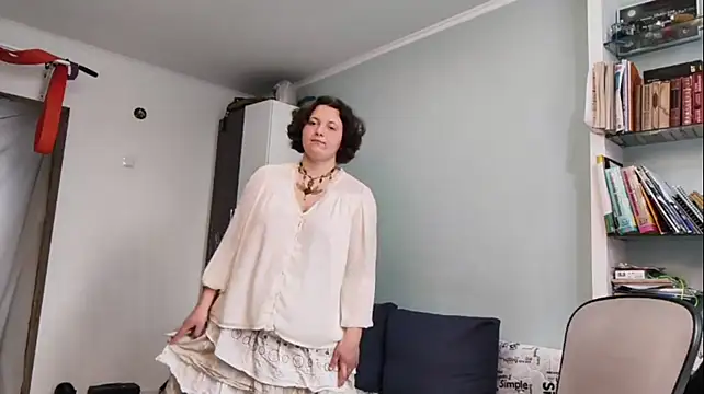 Vaelisse stripchat live cam model