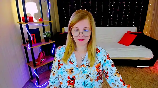 YourUniverser stripchat live cam model