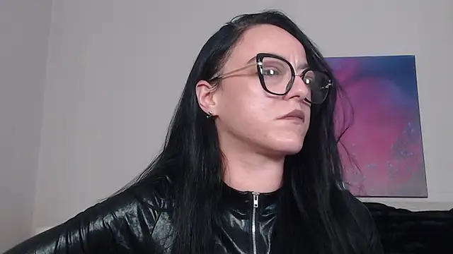 IzabelllNoir stripchat live cam model