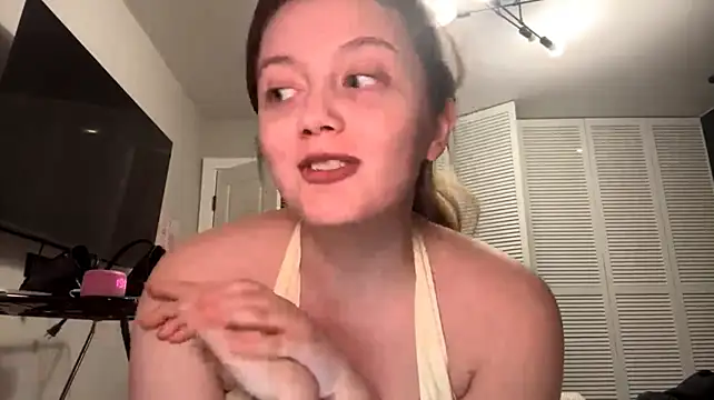 AttiringHallmark stripchat live cam model