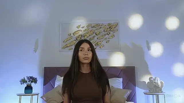 Vi_fi stripchat live cam model