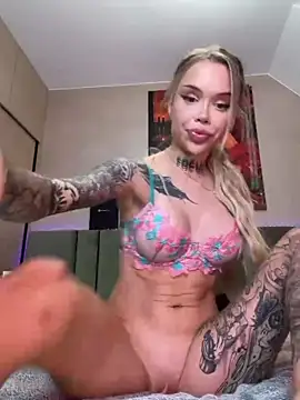 mc-Olivia stripchat live cam model