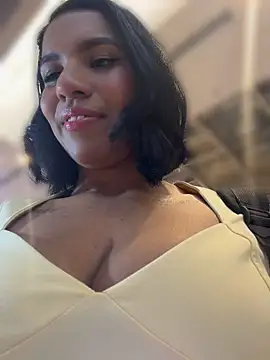 AlaiaStearling_ stripchat live cam model