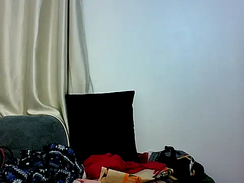 pusiey_tight stripchat live cam model