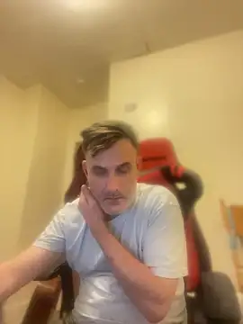 NicPolaris stripchat live cam model