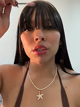 BrendaCrean stripchat live cam model