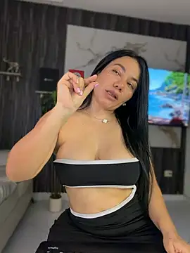 Abril10_ stripchat live cam model