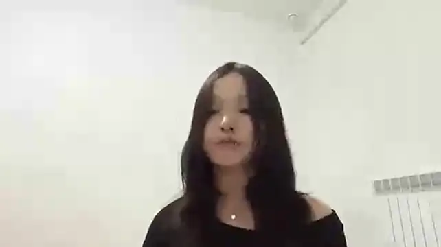 KitArmelin stripchat live cam model