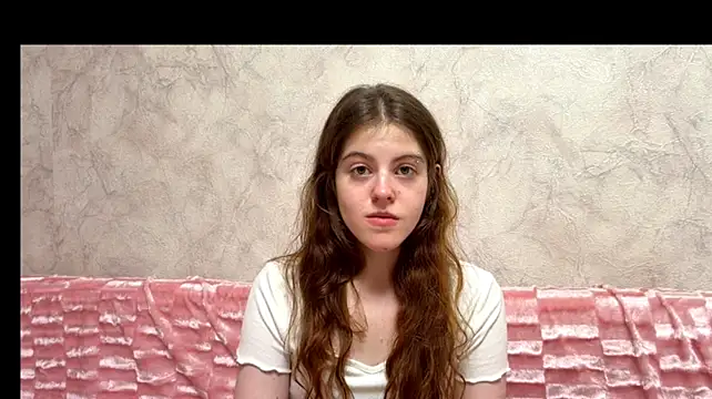 BuzzingRaid stripchat live cam model