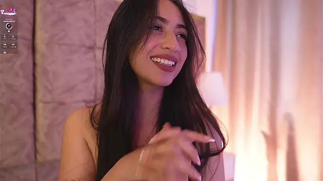 charlotterusso stripchat live cam model