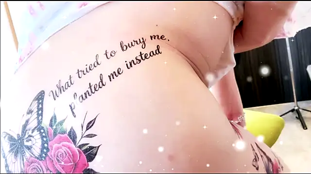 NOASOBI1919 stripchat live cam model