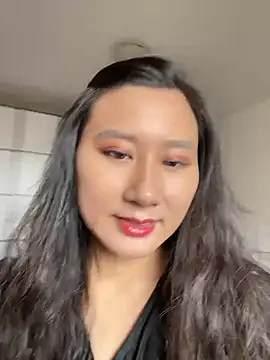 yayajiajia stripchat live cam model