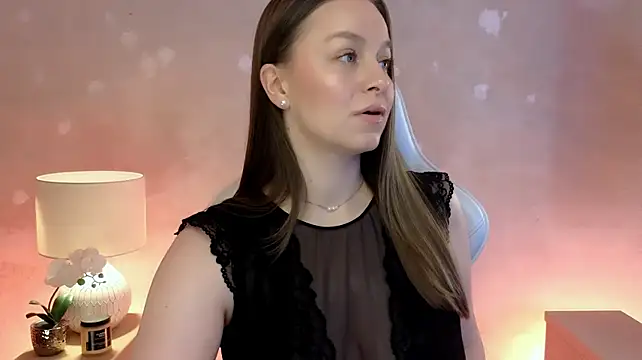 MilaFleur stripchat live cam model