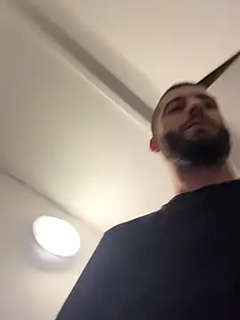 Pablo_Hornyguy95 stripchat live cam model